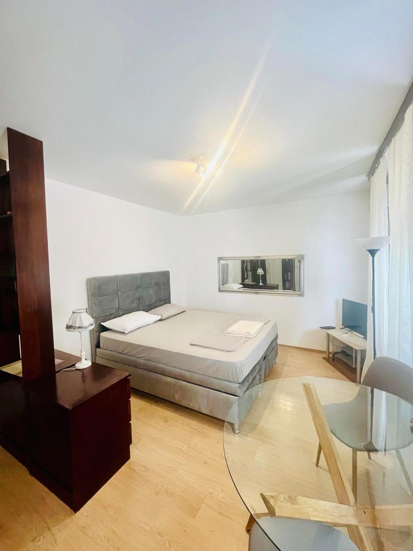 Dorcol Hideaway Apartment Белград Екстериор снимка